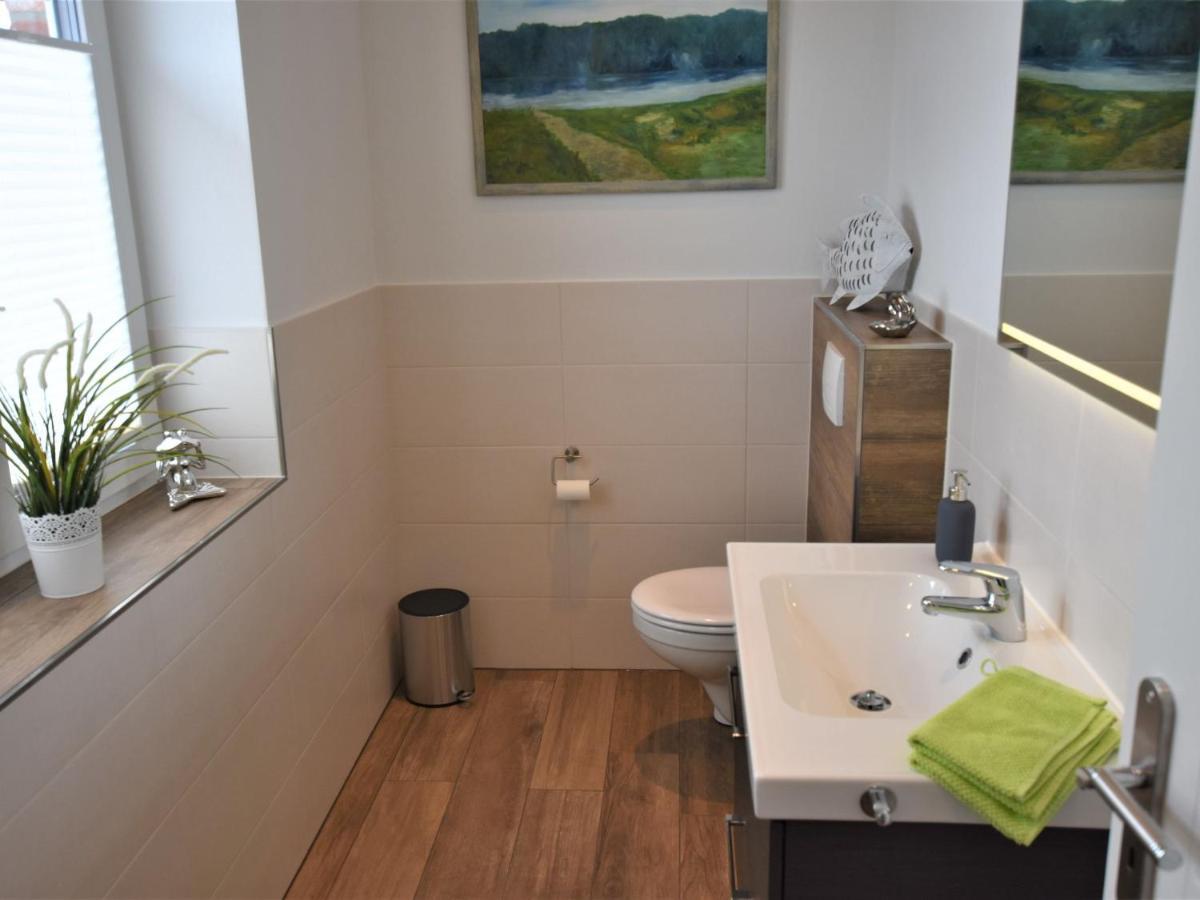 Cozy Holiday Home In Gross Schwansee With Sauna Exteriér fotografie